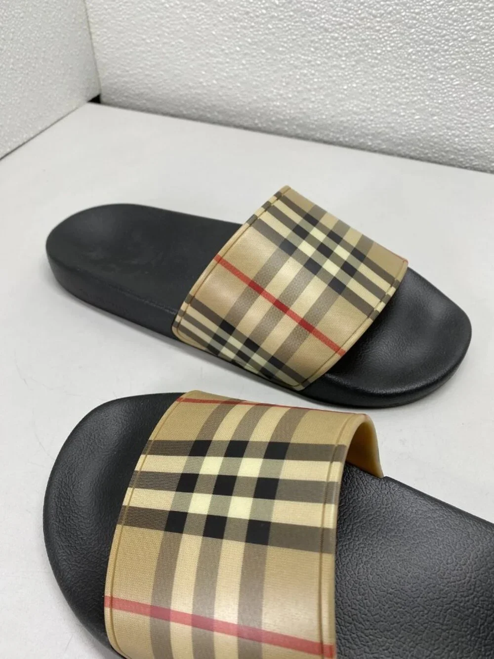 Burberry Mens Furley Check Slide Sandals Size 8/EU 41 Arcive Beige